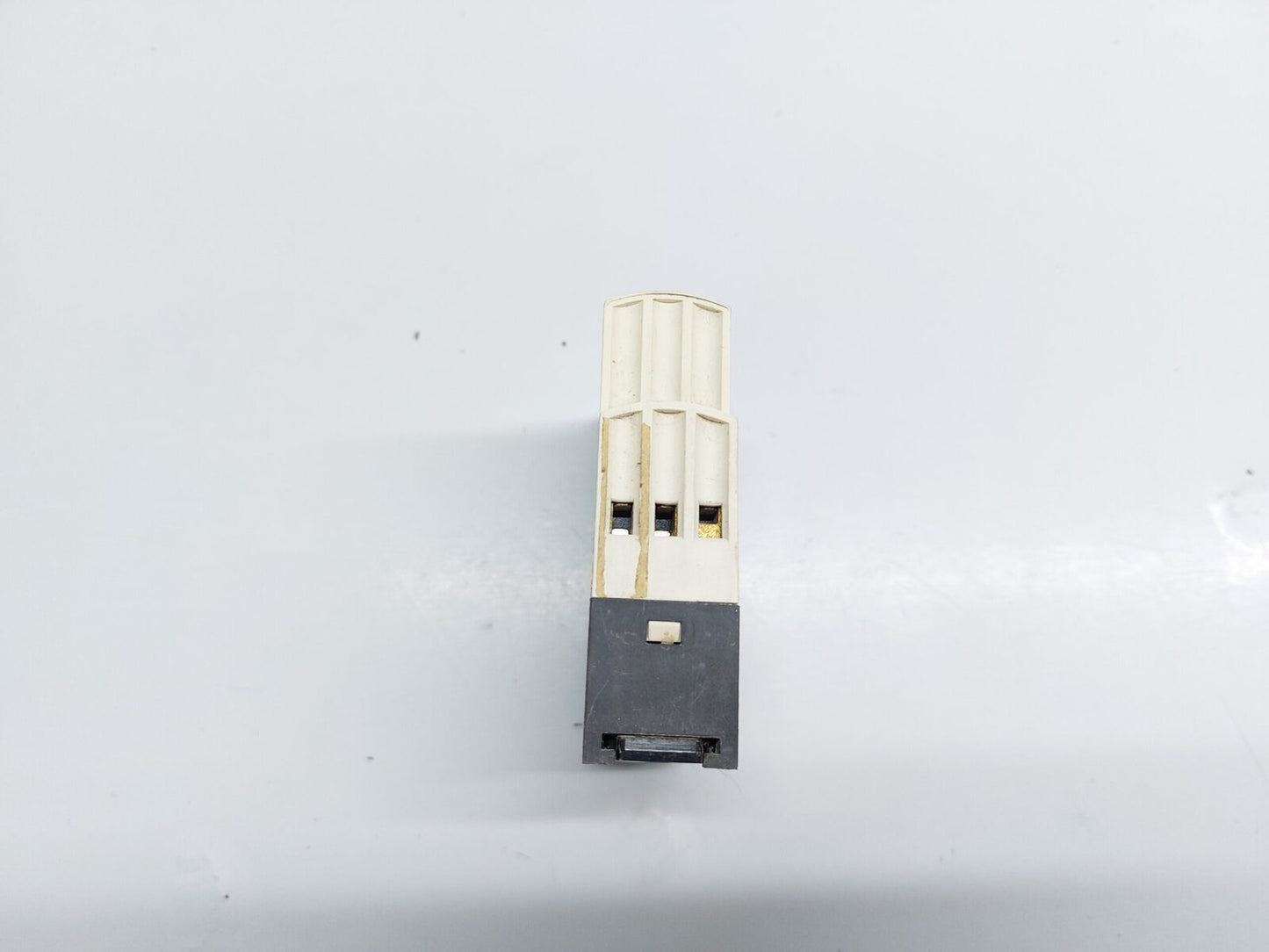 SCHNEIDER ELECTRIC TELEMECANIQUE RE7TL11BU TIME DELAY RELAY 0.05S-300H