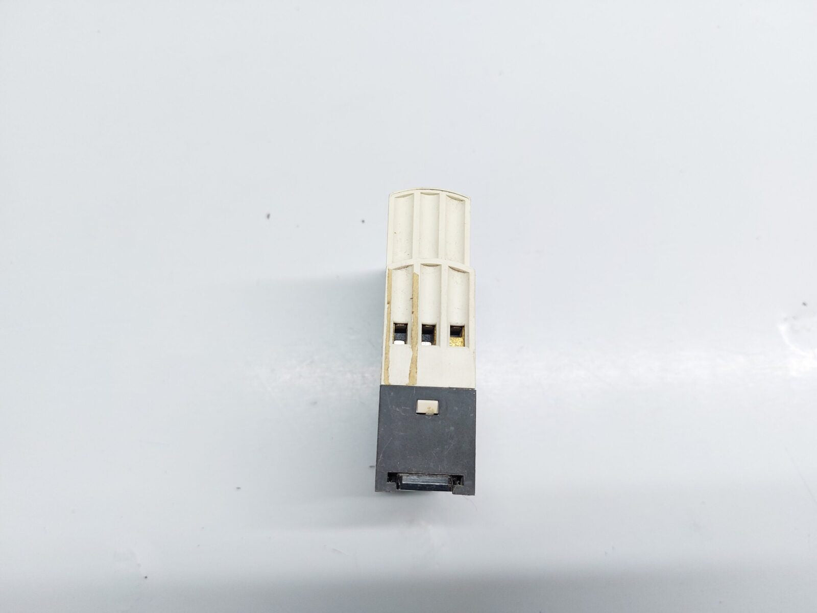 SCHNEIDER ELECTRIC TELEMECANIQUE RE7TL11BU TIME DELAY RELAY 0.05S-300H
