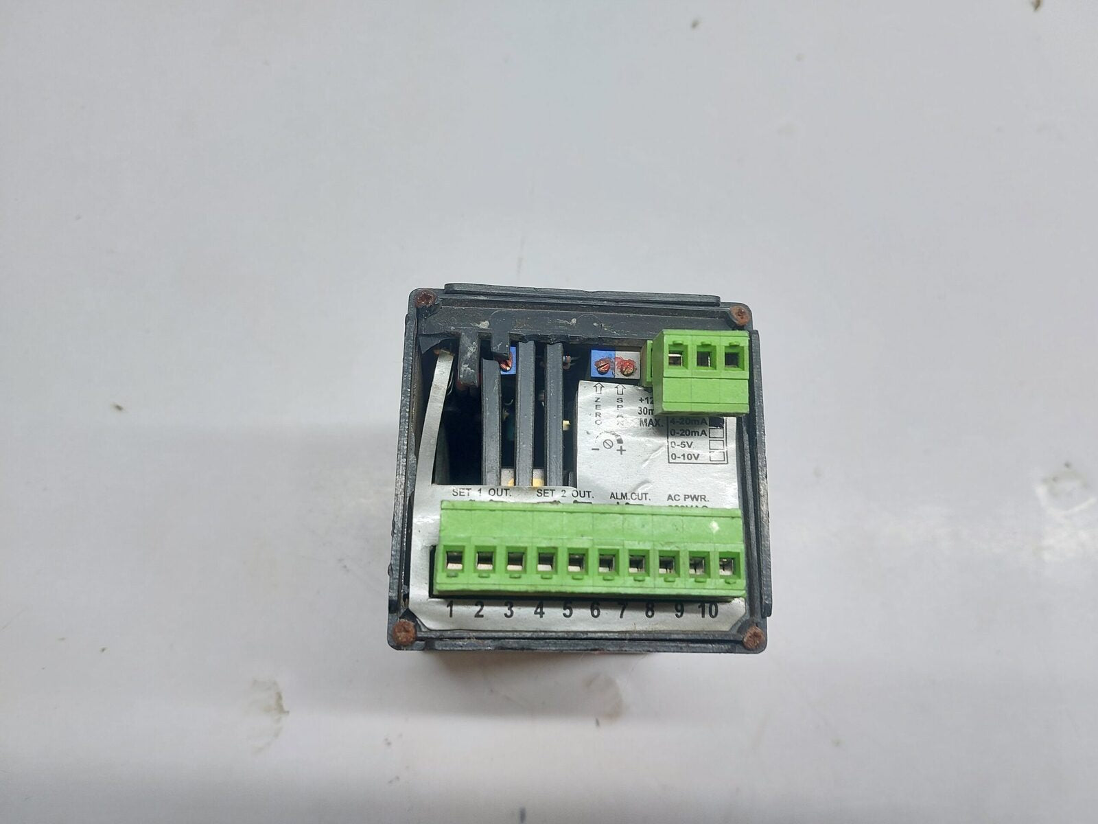 PUC 01 UNIVERSAL CONTROLLER