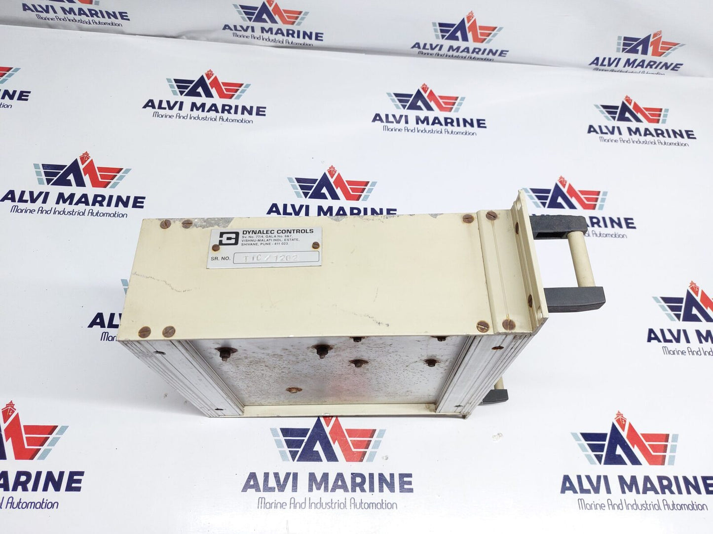 DYNALEC CONTROLS NC2438 TEMPERATUR INDICATING CONTROLLER