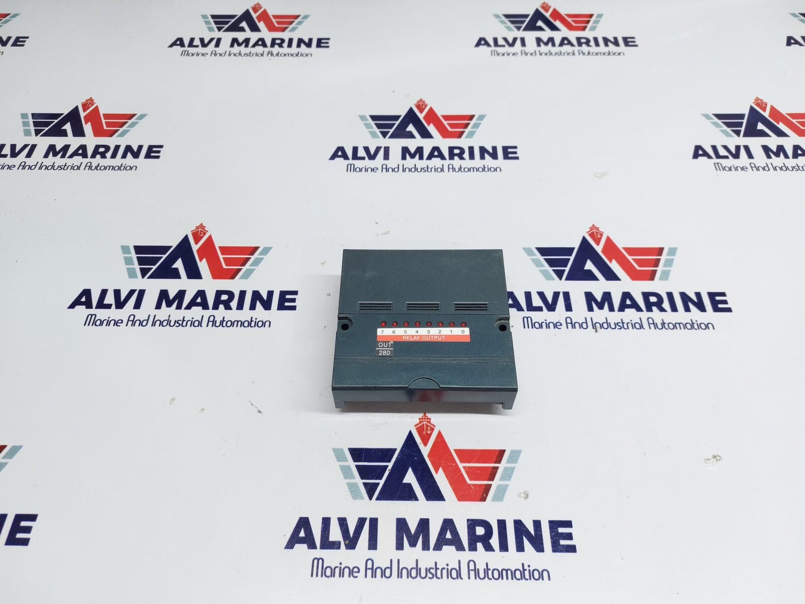 IDEC PFJ-T081U RELAY OUTPUT UNIT
