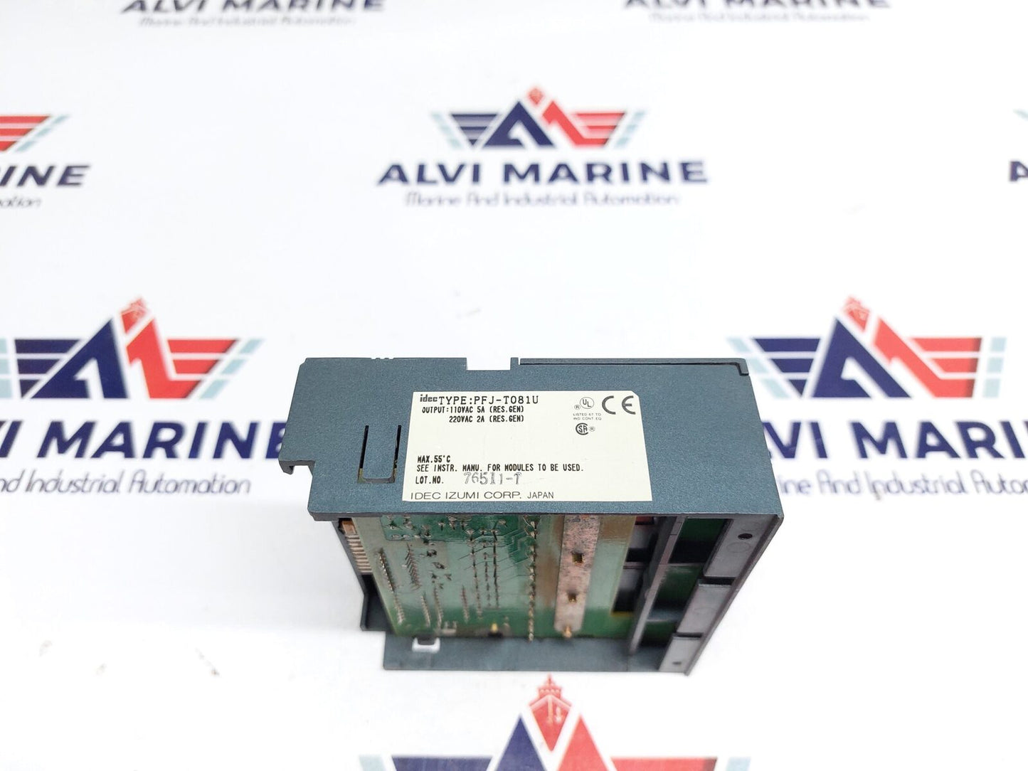 IDEC PFJ-T081U RELAY OUTPUT UNIT