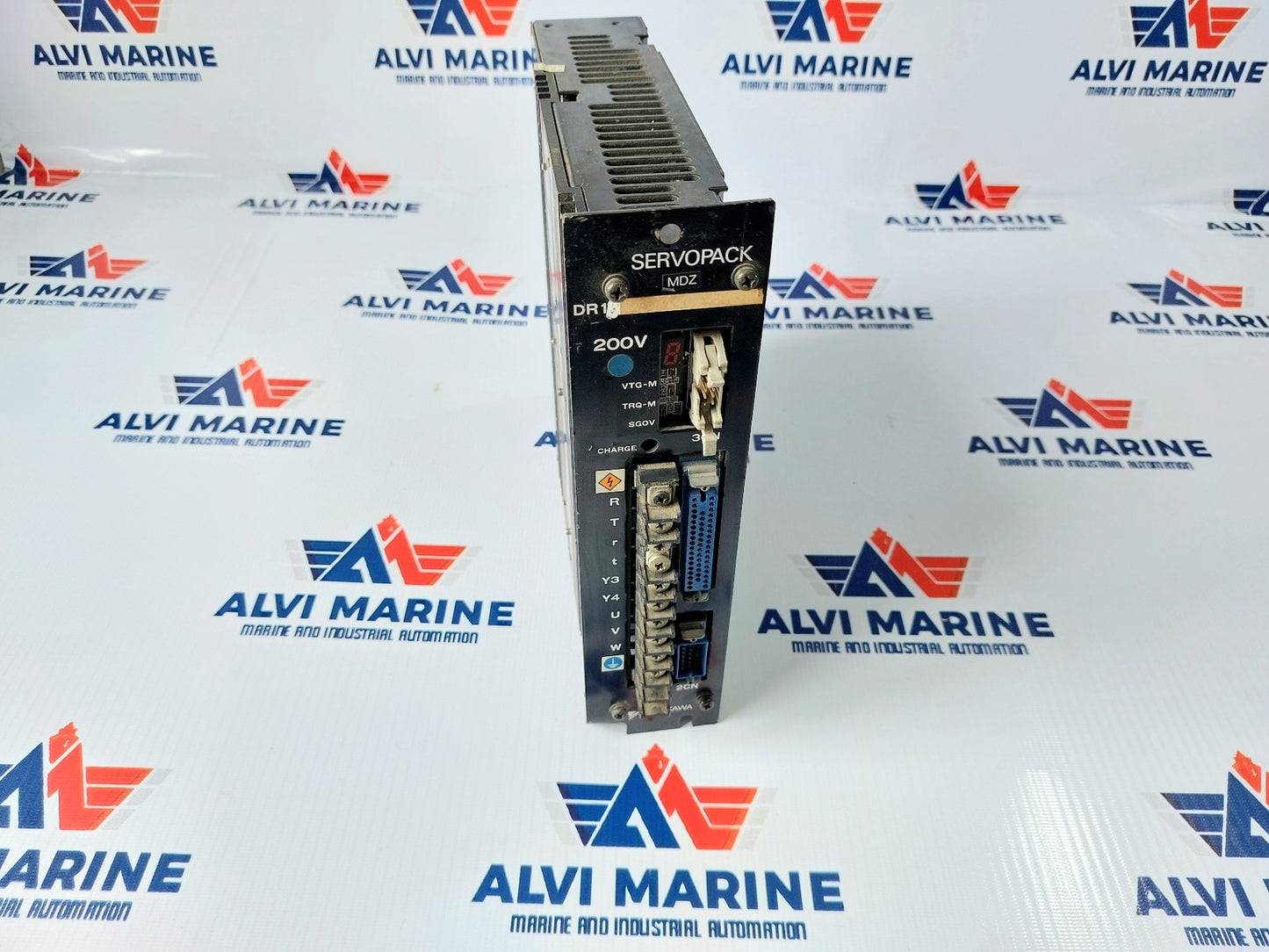 YASKAWA DR1B-02AC SERVOPACK (3)
