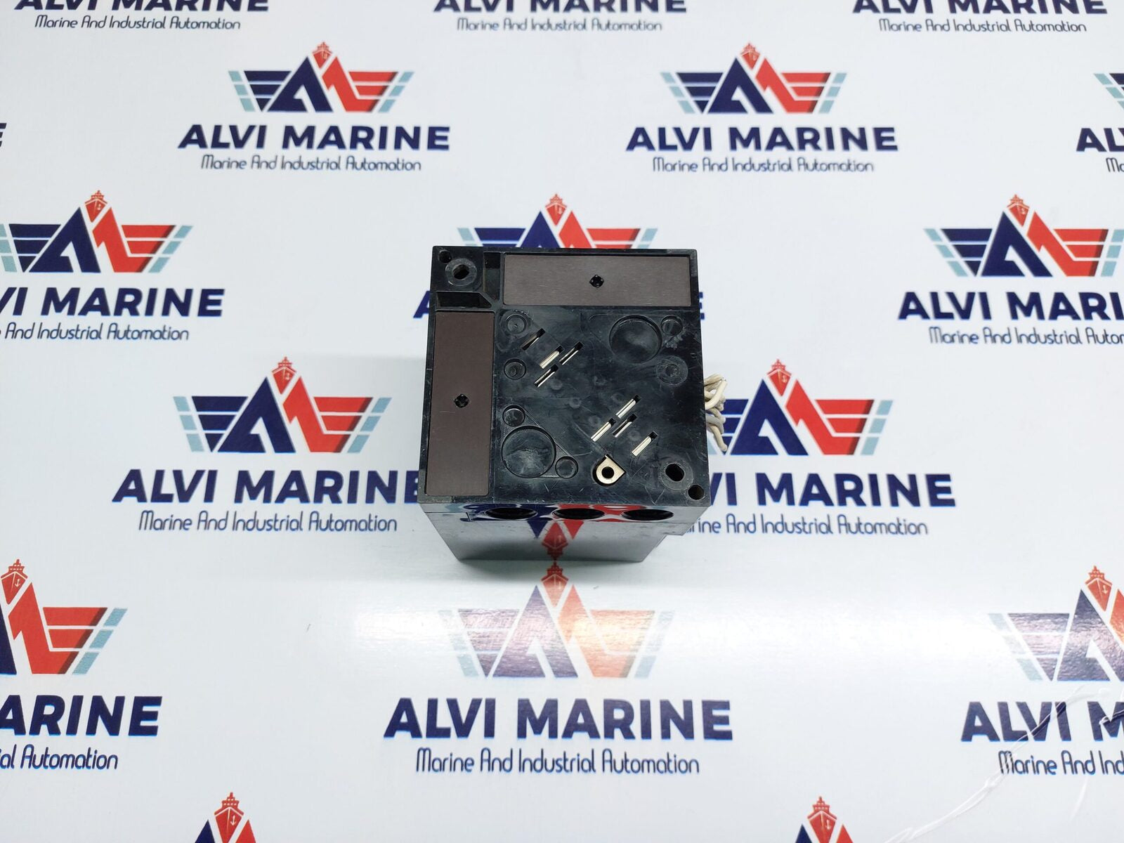 LANDIS & GYR LAL3.25 BURNER CONTROLLER