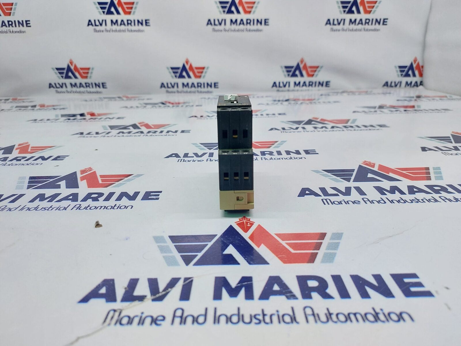 HIQUEL TM 21 MULTI VOLTAGEFUNCTION RELAY