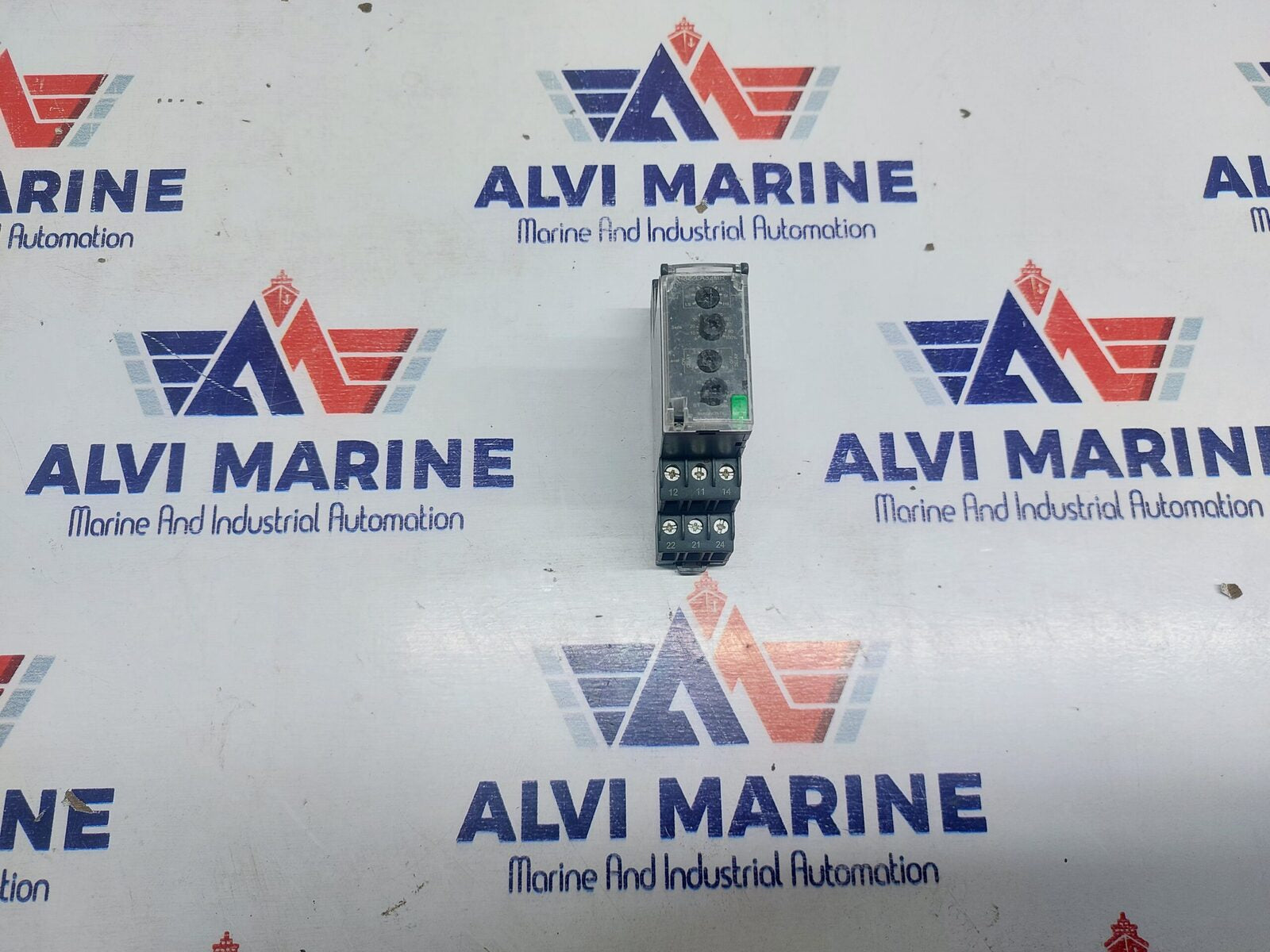 TELEMECANIQUE RM22LA32MR LEVEL CONTROL RELAY
