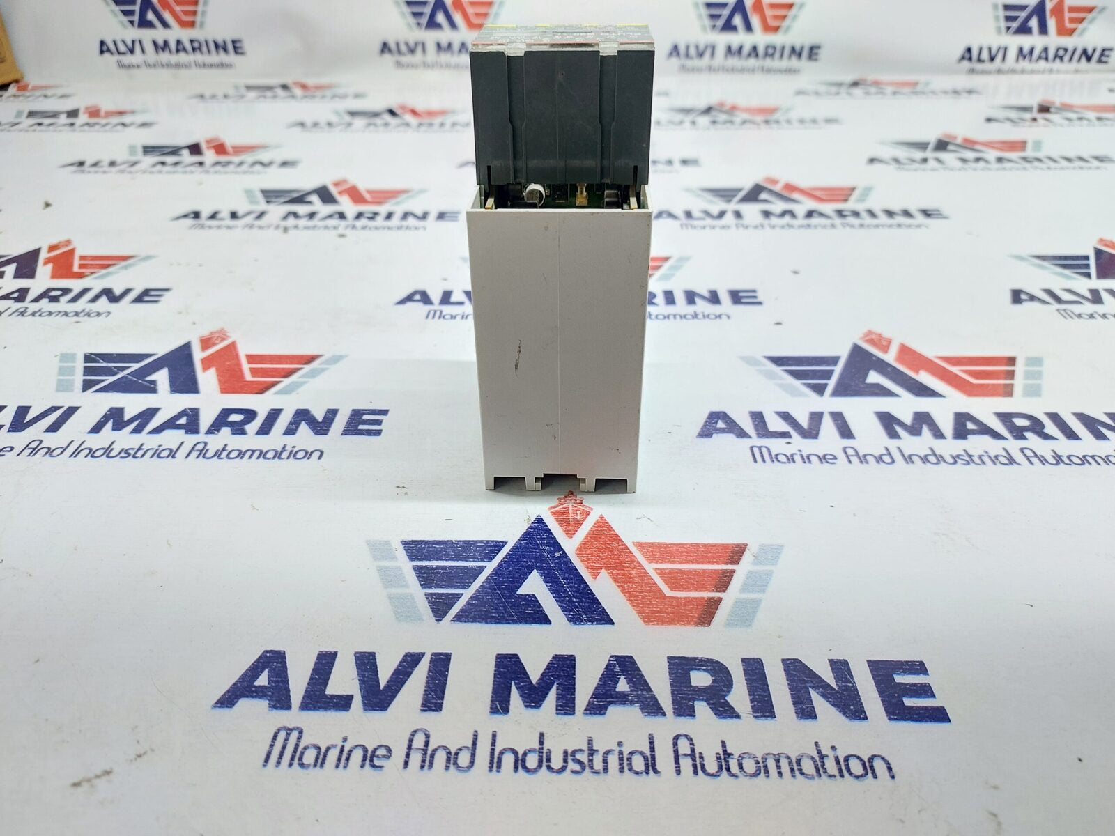 ABB PLUTO B20 V2 PROGRAMMABLE SAFETY CONTROLLER 2TLA020070R4600