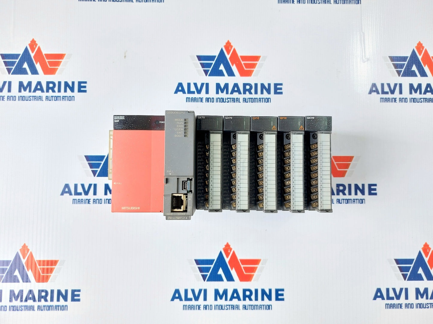 MITSUBISHI MELSEC Q61P QX70 QY10 PLC RACK Q38B