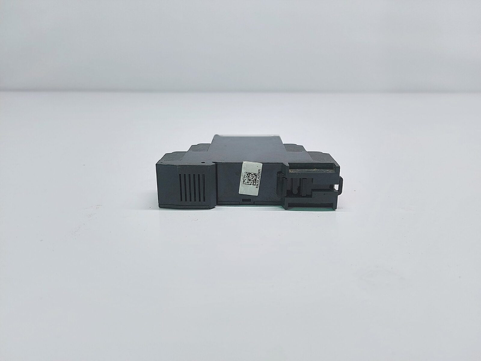 TELEMECANIQUE RM22LA32MR LEVEL MONITORING RELAY