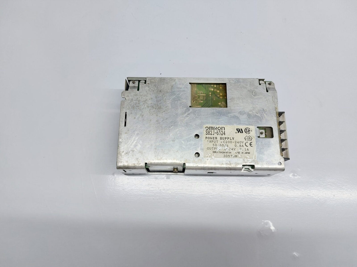 OMRON S82J-6524 S82J-6524 POWER SUPPLY 24V 1A
