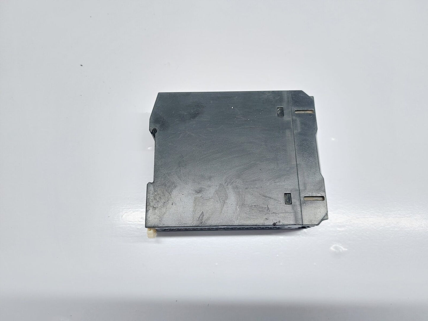 OMRON S8VK-G06024 POWER SUPPLY DC24V 2.5A