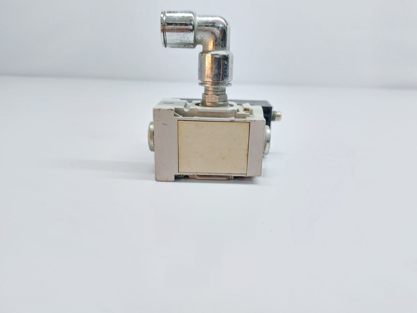 FESTO SDE1-D10-G2-MS4-C-PU-M8 PRESSURE SENSOR