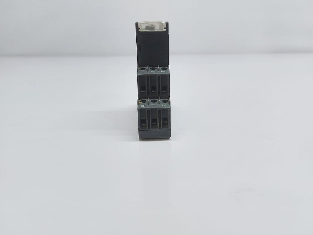 TELEMECANIQUE RM22LA32MR LEVEL CONTROL RELAY 24-240VAC