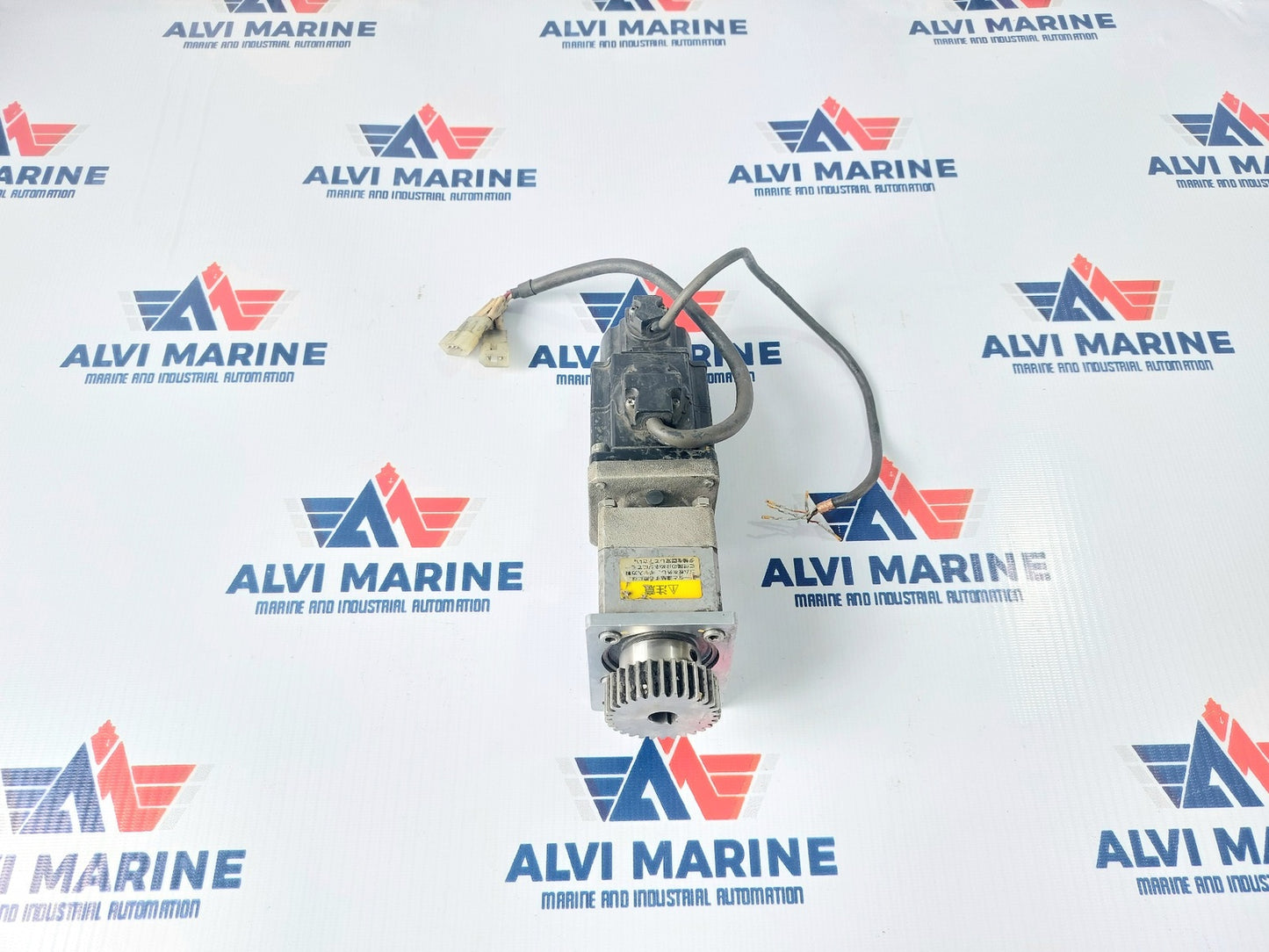 FUJI ELECTRIC GYC101DC1-SA-B AC SERVO MOTOR WITH GYN101CAG-G25 PLANETARY GEAR REDUCER (9)