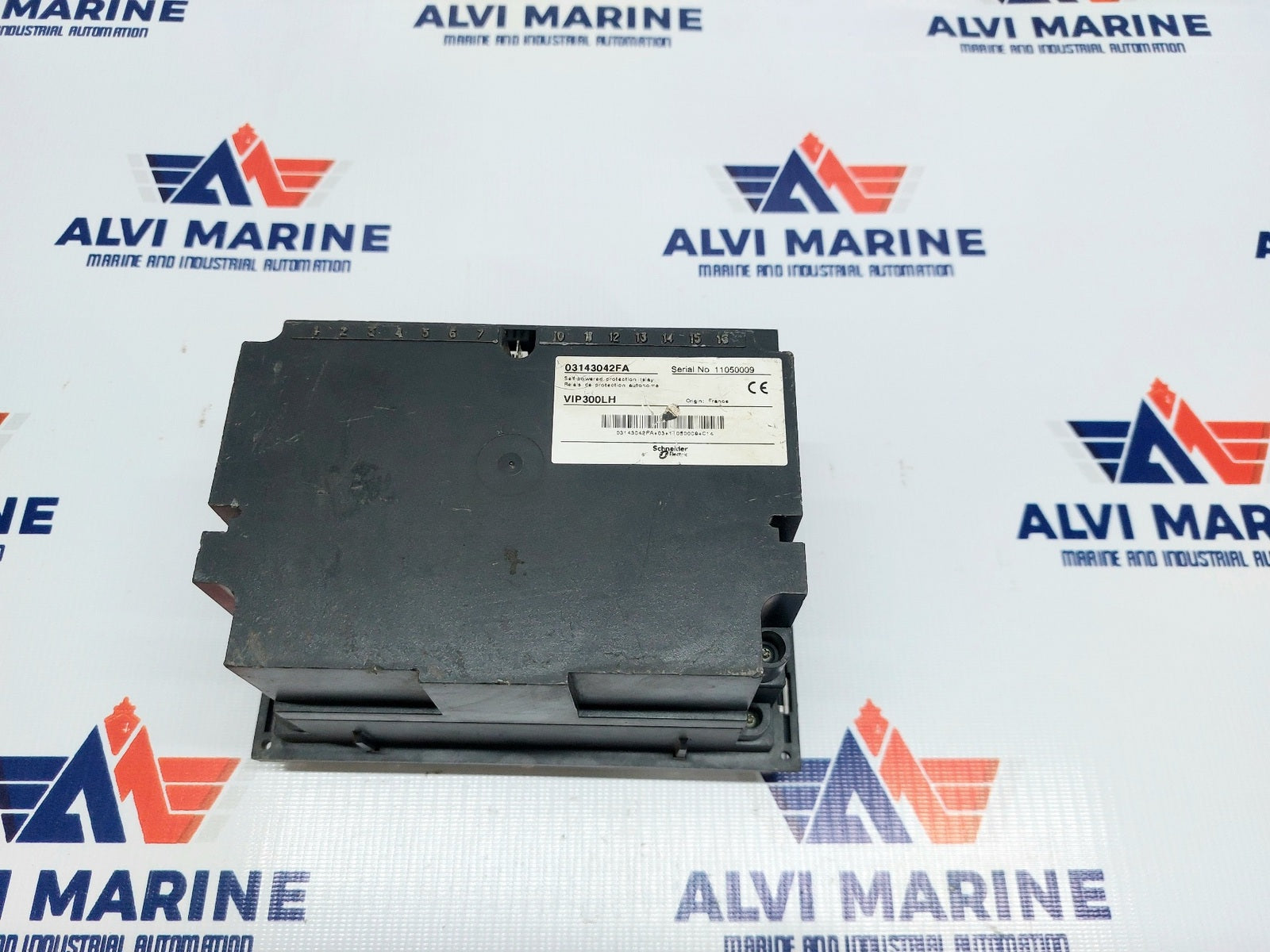 SCHNEIDER ELECTRIC VIP 300 PROTECTION RELAY VIP300LH 03143042FA