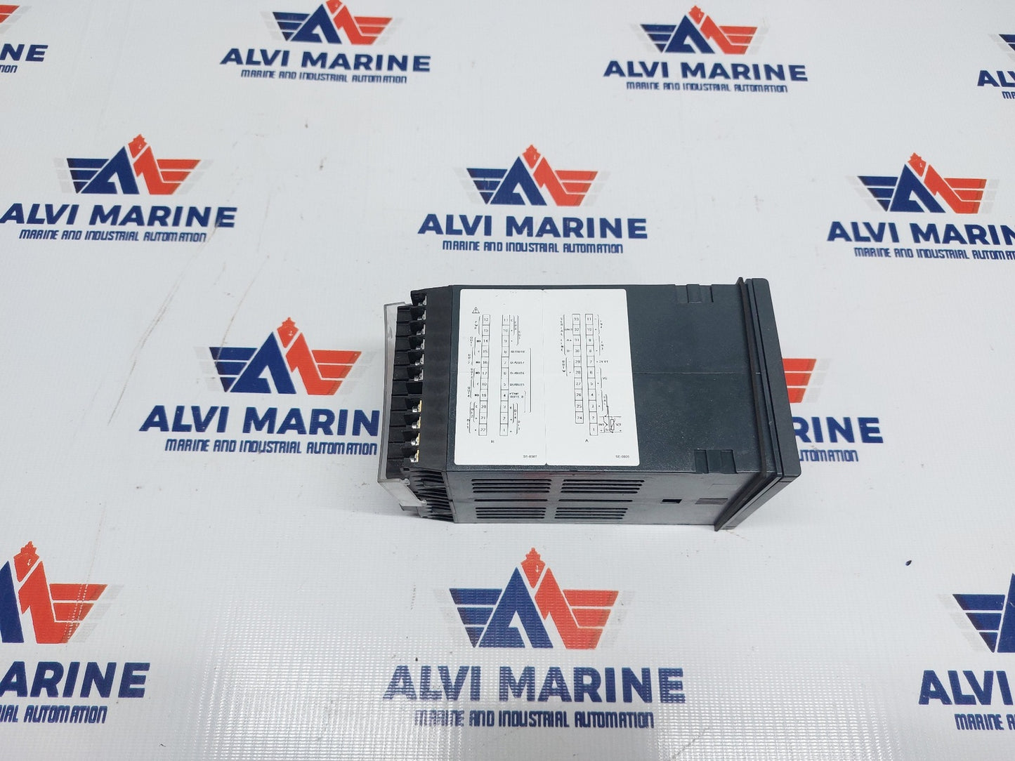 GEFRAN 2500 2500-0-0-0-0-2-1 TEMPERATURE CONTROLLER (7)