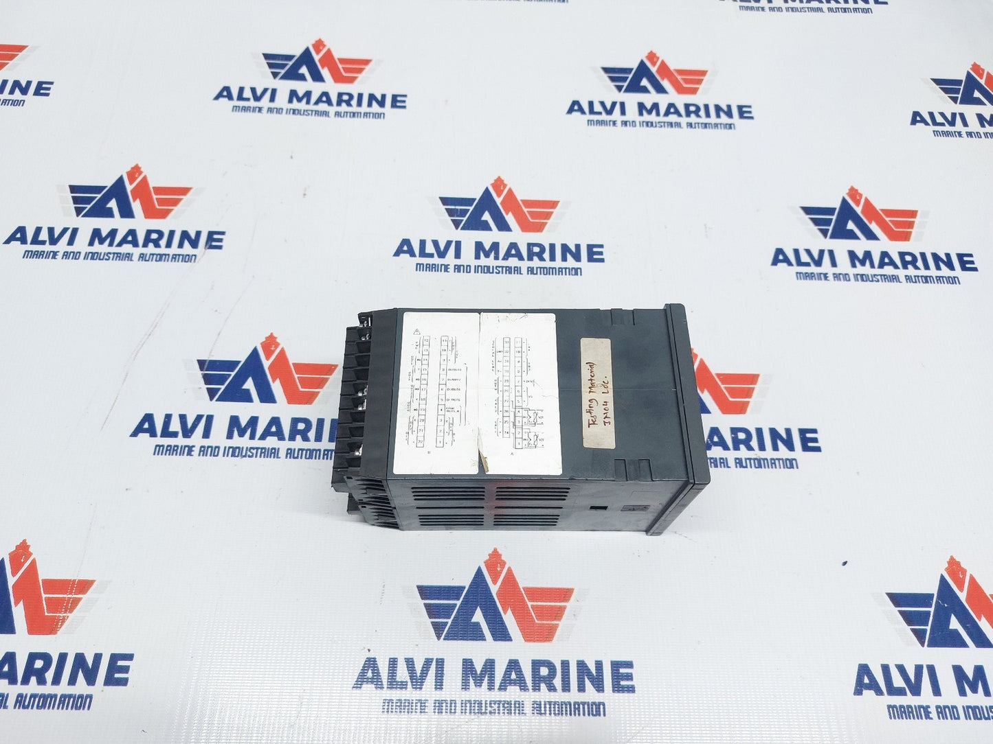GEFRAN 2500 2500-1-0-0-0-0-1 TEMPERATURE CONTROLLER