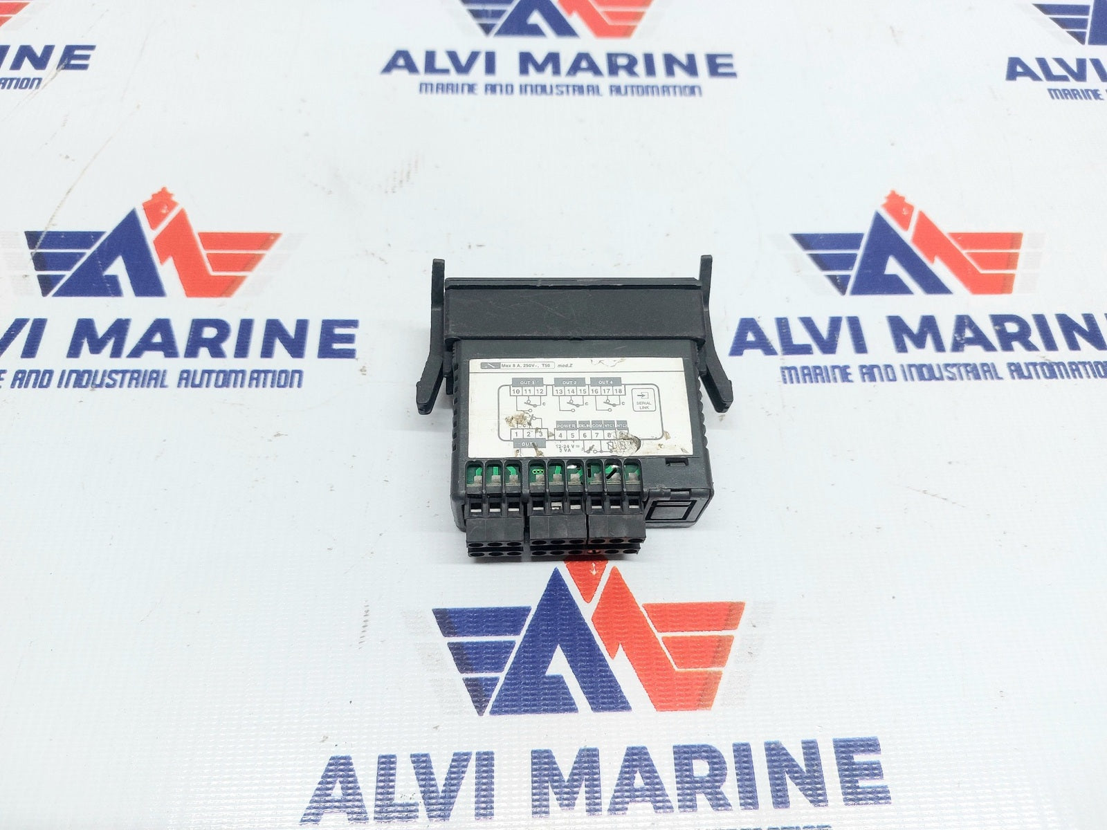 CAREL IR32Z00000 TEMPERATURE CONTROLLER (4)