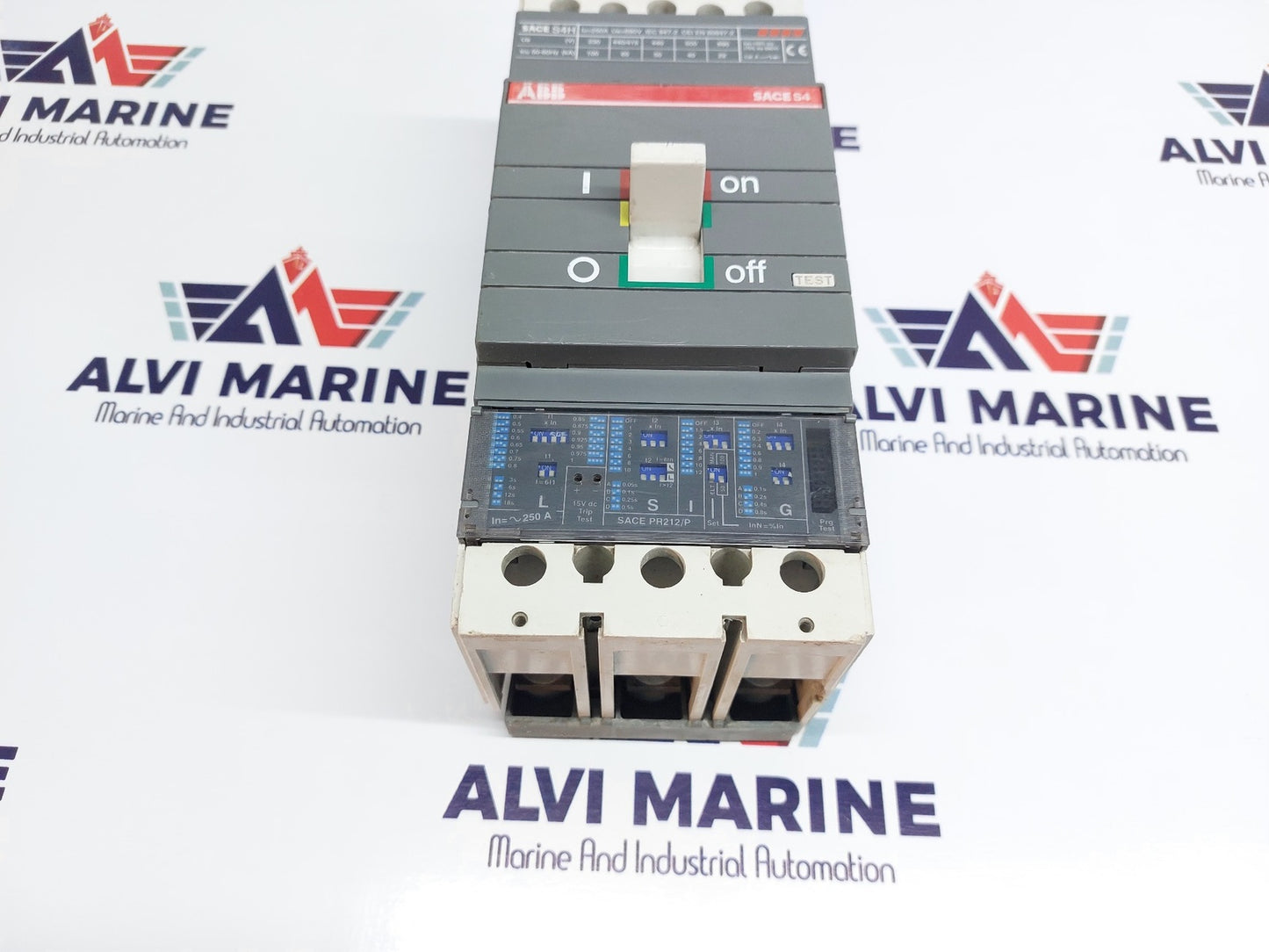 ABB SACE S4 SACE PR212P CIRCUIT BREAKER SACE PR212P 250A 690V (2)