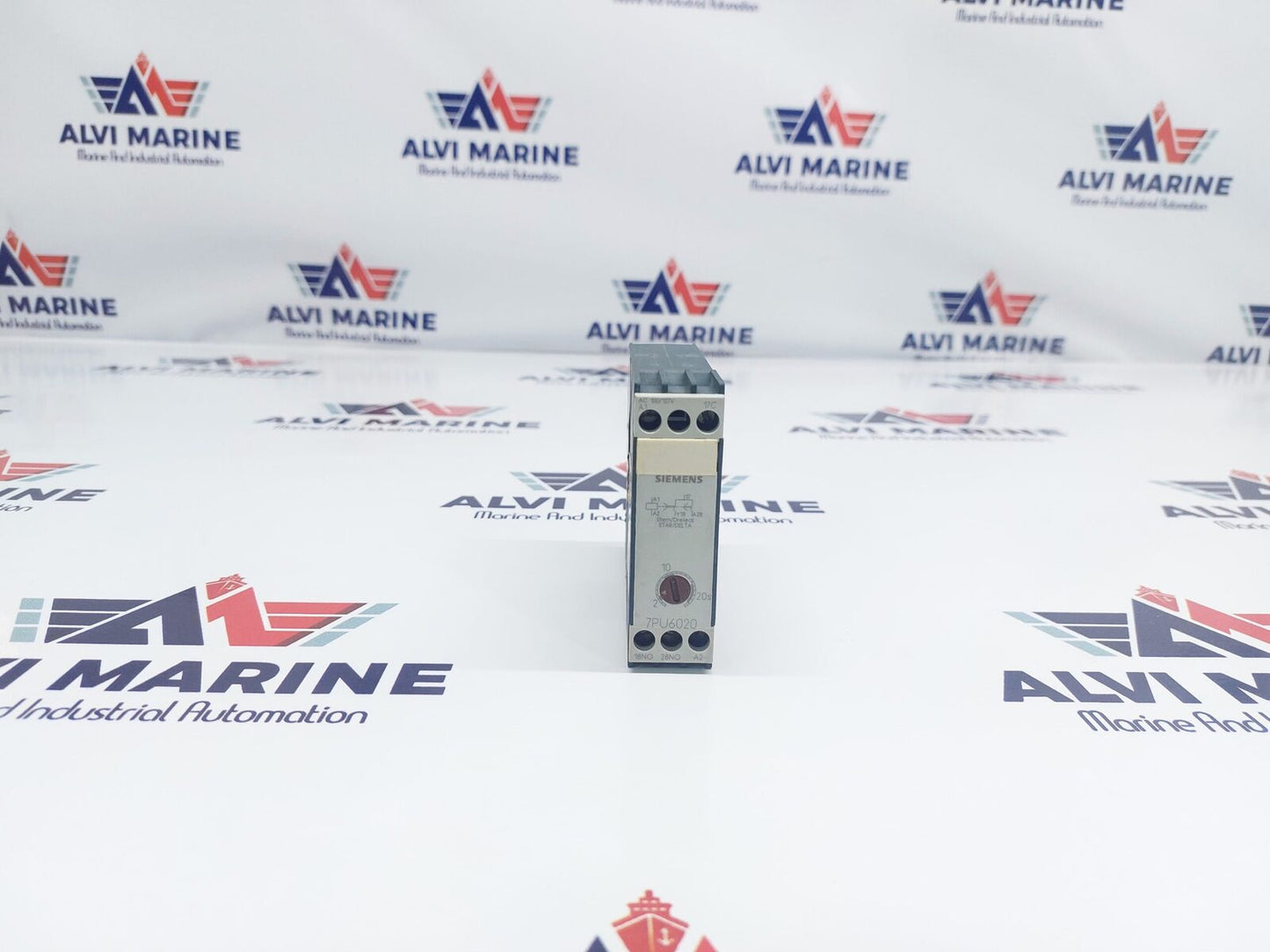 SIEMENS 7PU6020-7NJ20 TIME RELAY (2)