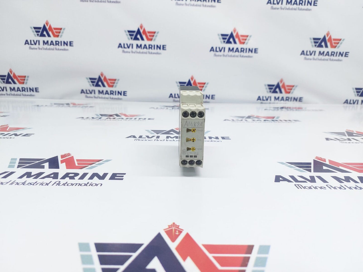 MOELLER ETR4-69-A TIMING RELAY