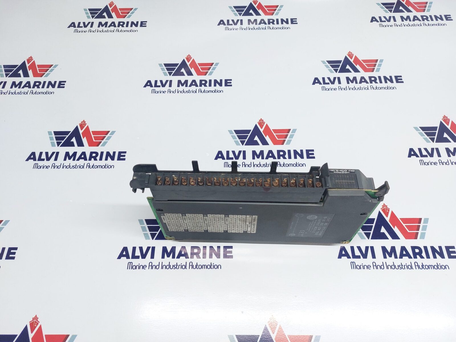 ALLEN-BRADLEY 1771-OVN/B 10-30 VDC LOW TRUE OUTPUT MODULE