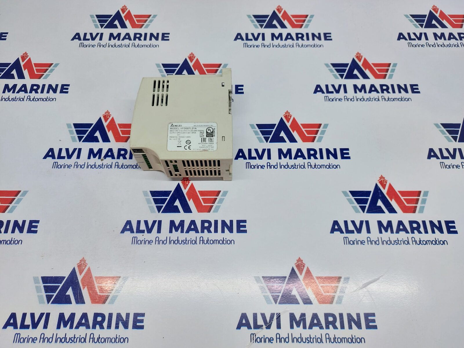 DELTA VFD007L21A INVERTER 0.75 KW (3)
