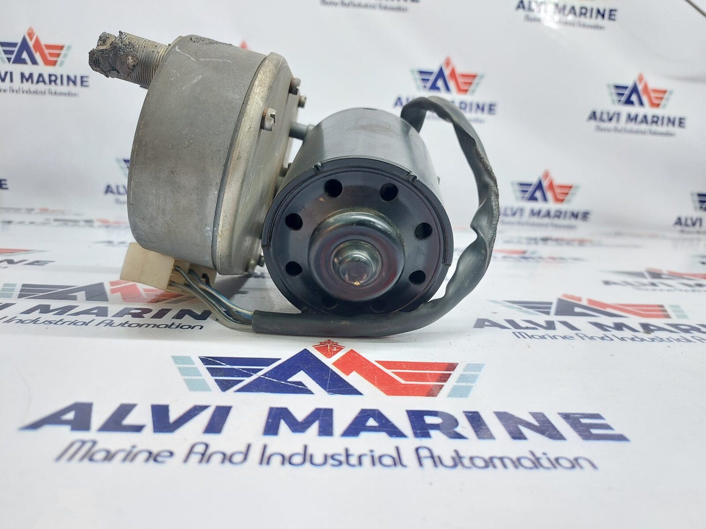 LIEBHERR TM.432.24 WIPER MOTOR 24V 60`